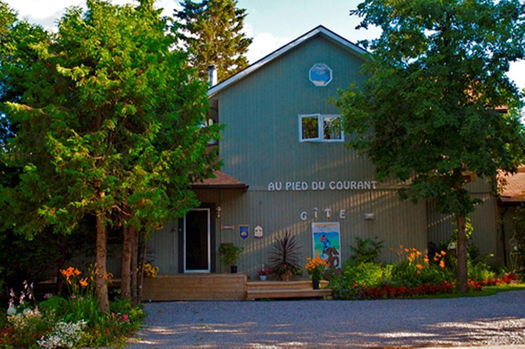 Gite Au Pied Du Courant De Gilbert Desjardins Mont-Laurier Ngoại thất bức ảnh